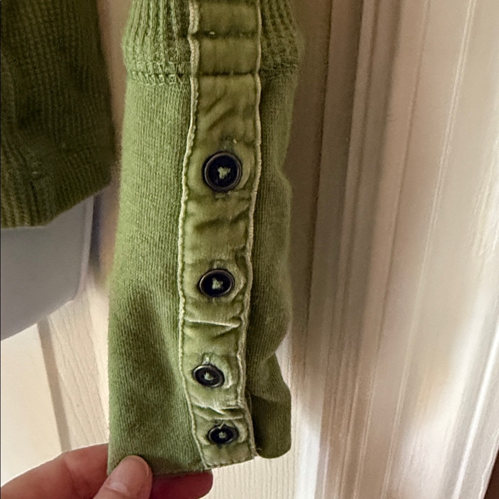 Olive Green Long Sleeve Women's Top - Picture 2 of 5